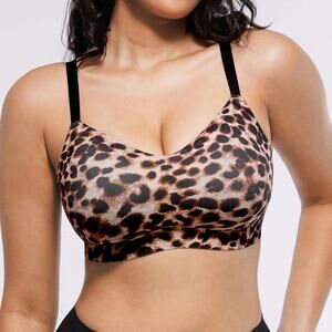 SHAPELLX NWT Bare Essentials Smoothing Wireless Bra in Leopard Size 32DD-34DD